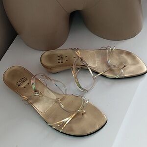 Stuart Weitzman Arena Mystic Vinyl Iridescent Strappy Gold Sandals sz 8 N
